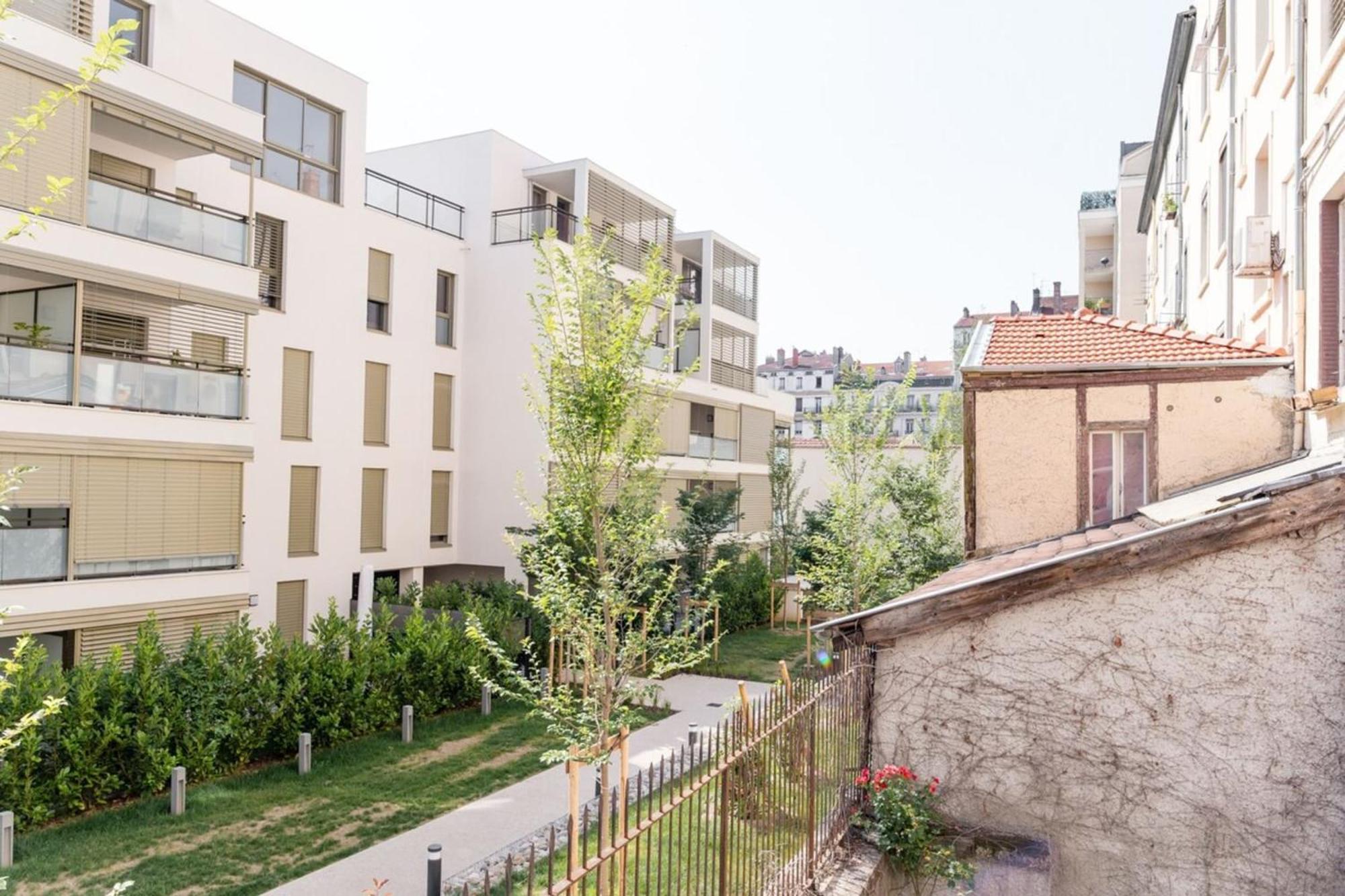 Cozy Quiet And Bright Studio - Part Dieu Лион Экстерьер фото